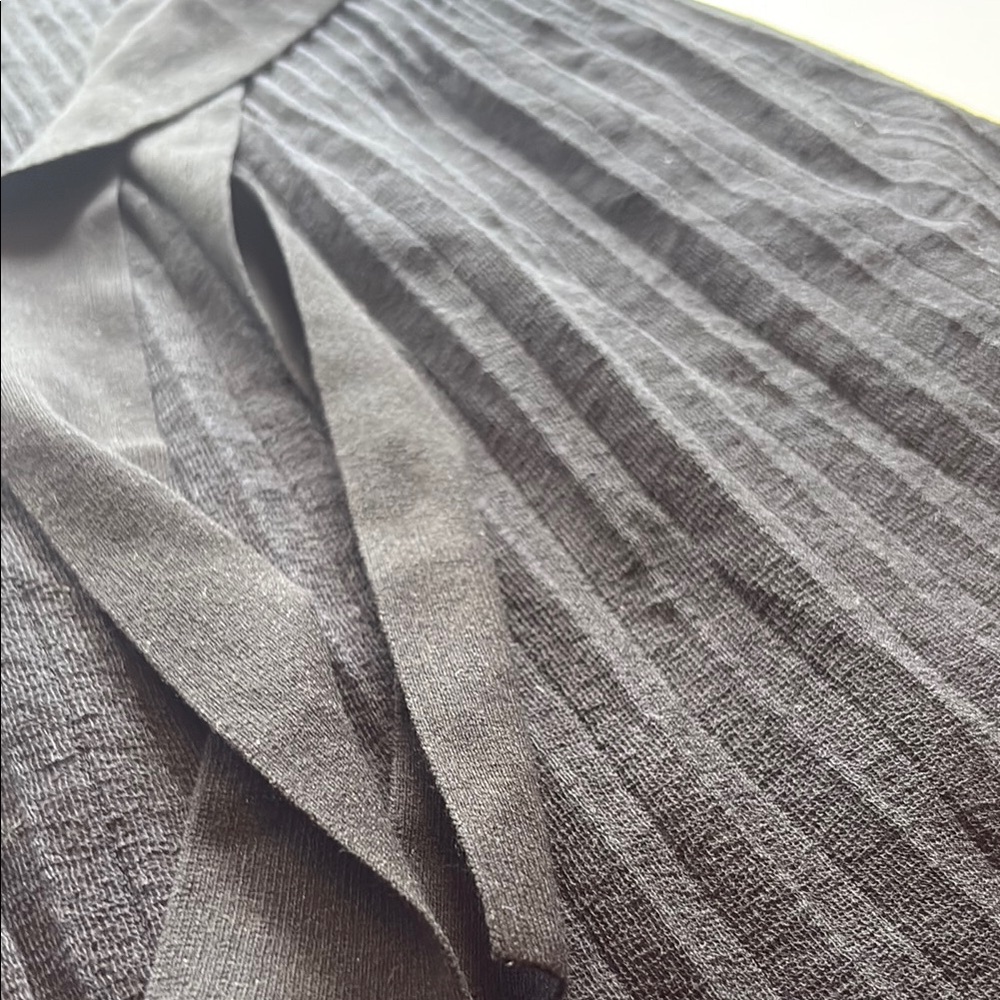 Theory Elegant Black Pleated Maxi Dress - Picture 9 of 10